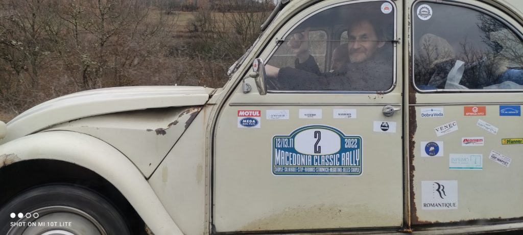 Спачек - Spacek 2cv on the road