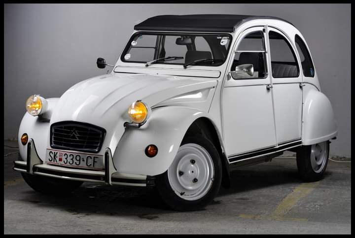 Citroen 2cv6